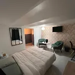 Hébergement de vacances La Coloc' Docks T6 4 Bathrooms Garden Rouen