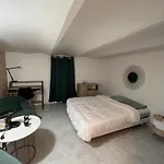 Hébergement de vacances La Coloc' Docks T6 4 Bathrooms Garden Rouen